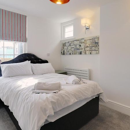 Master Accommodation Suite 6 Hastings Luaran gambar